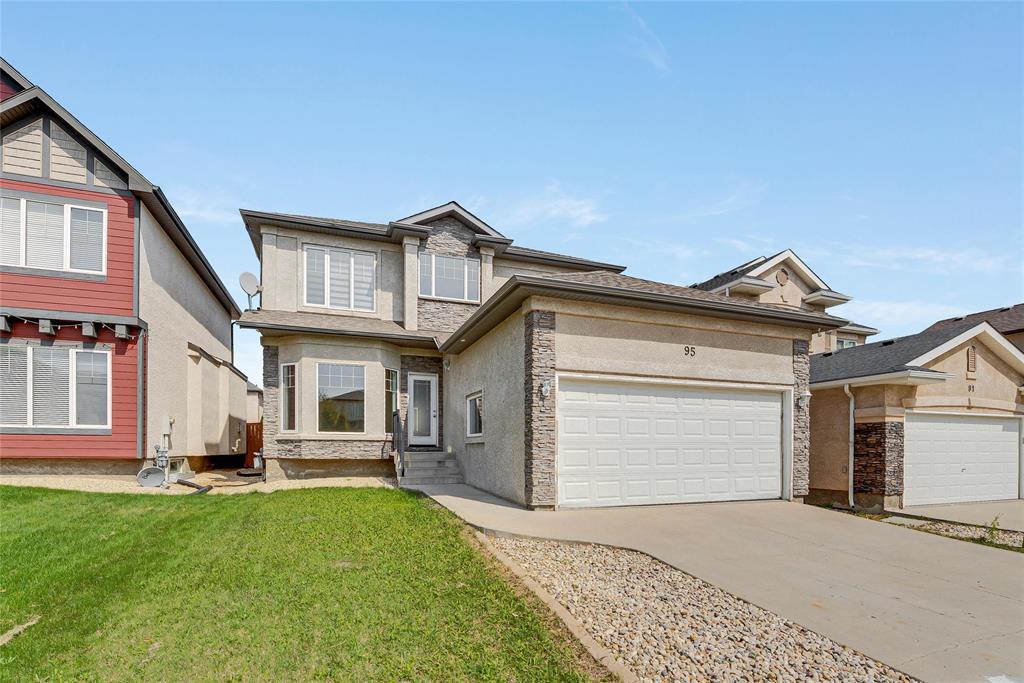 Photo 8 of 95 Innsbruck Way, Winnipeg MB