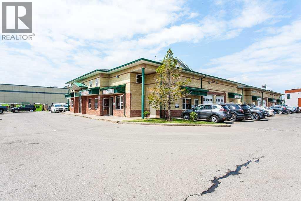Photo 11 of 204 4655 54 Avenue Ne, Calgary AB