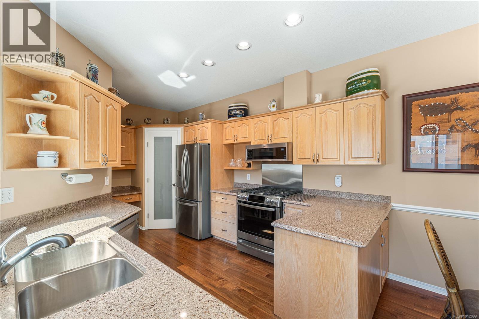 Photo 17 of 161 Ocean Walk Dr, Nanaimo BC