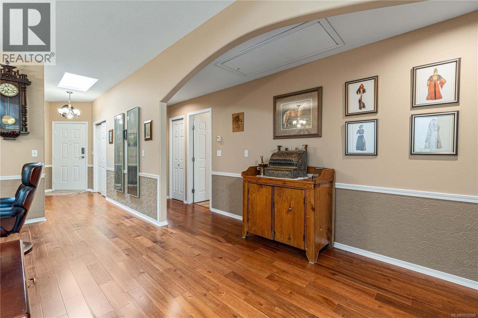 Photo 12 of 161 Ocean Walk Dr, Nanaimo BC