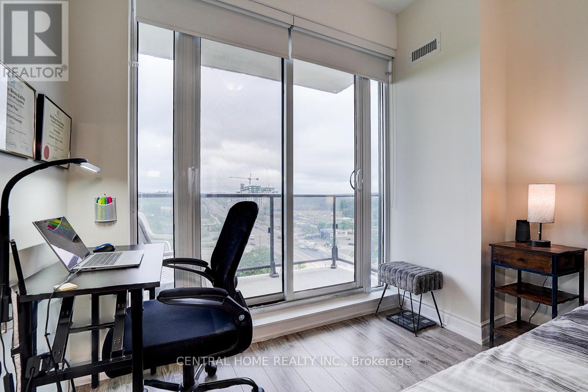 Photo 24 of 911 A 9608 Yonge Street, Richmond Hill ON
