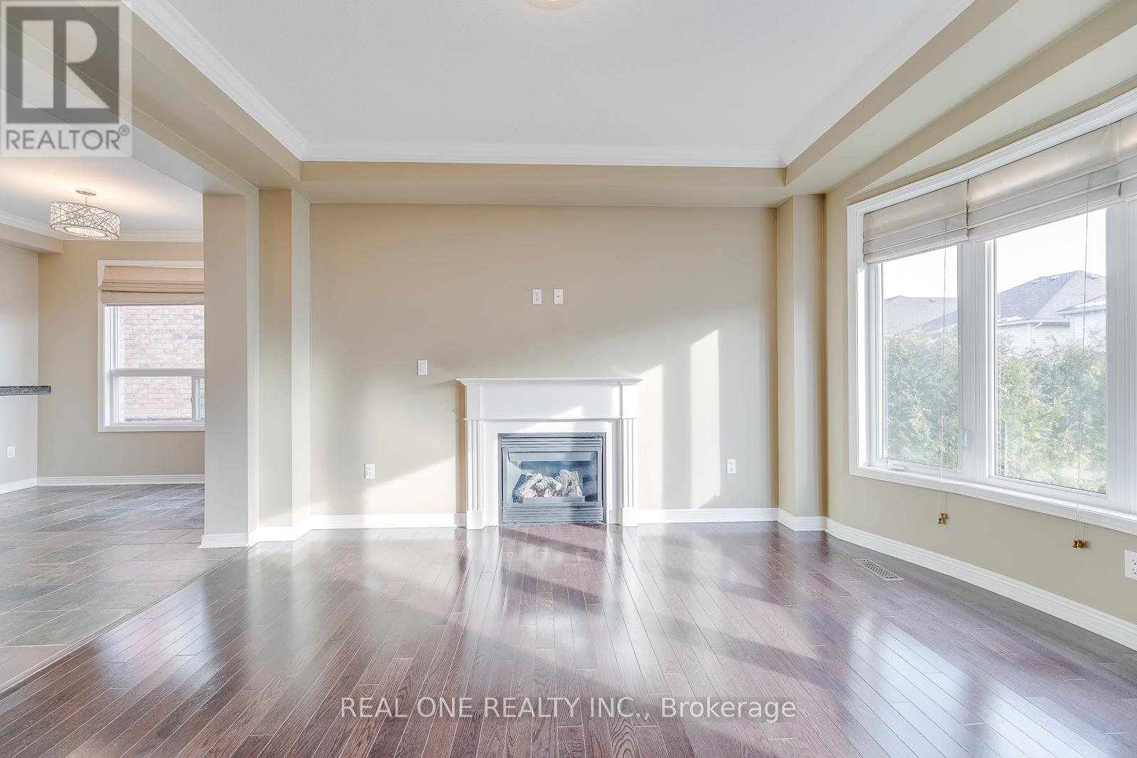 Photo 14 of 4162 Judson Common, Burlington ON