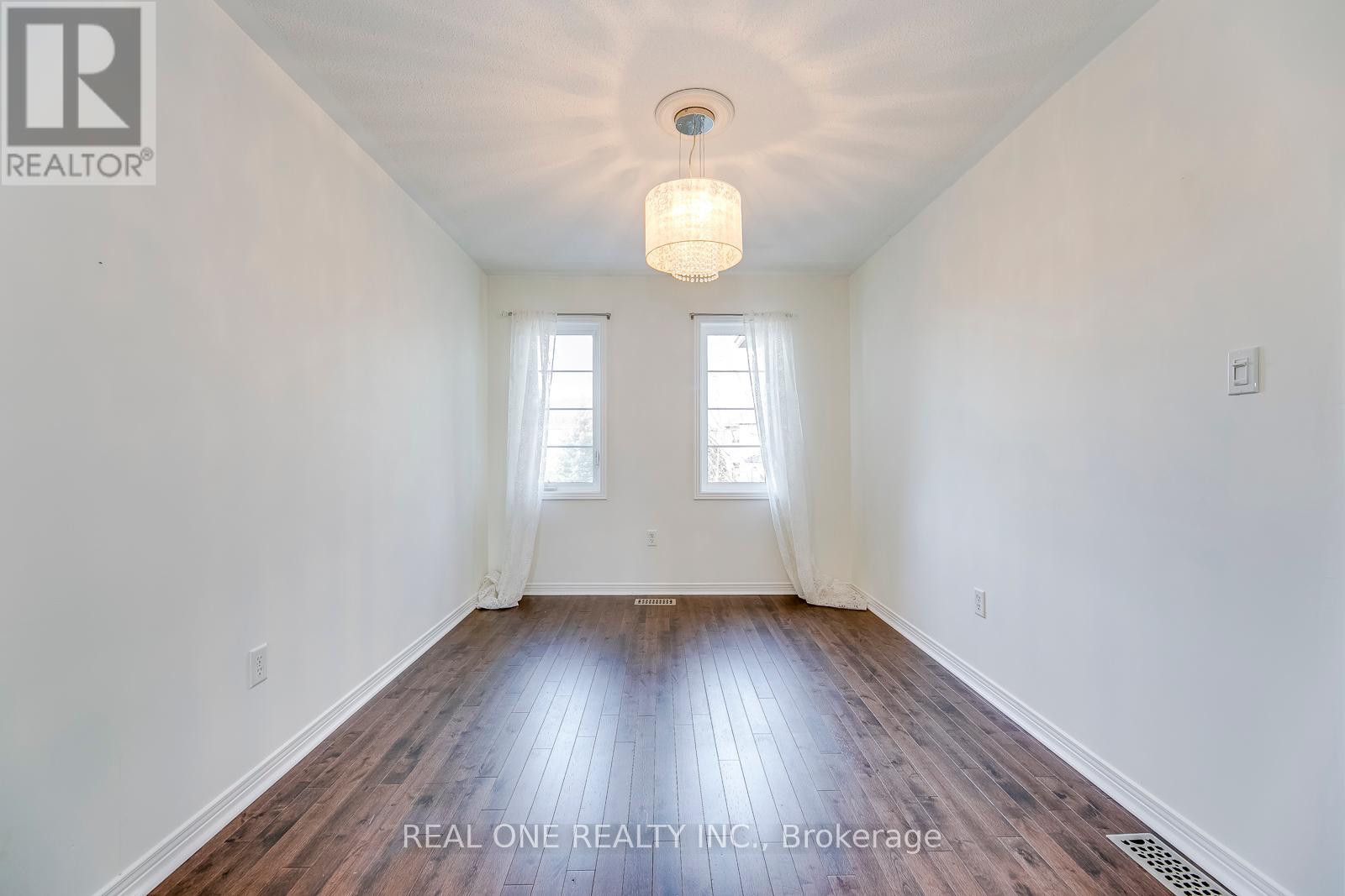 Photo 29 of 4162 Judson Common, Burlington ON