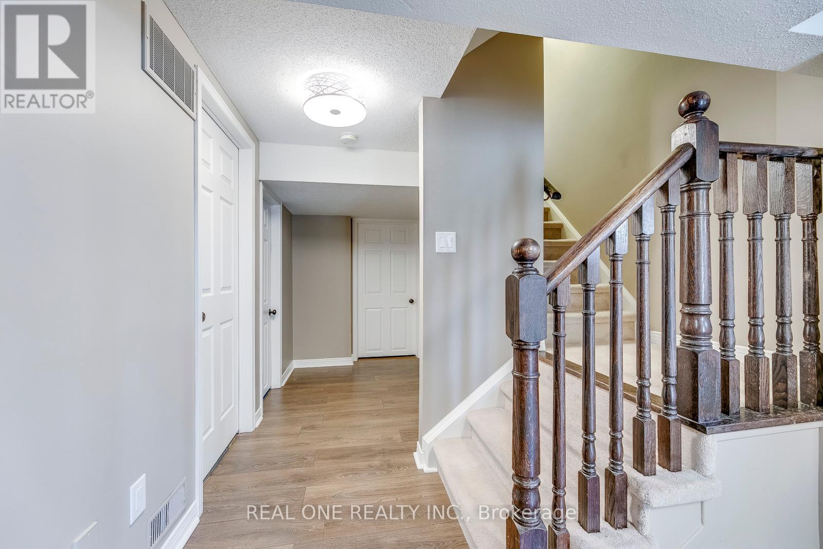 Photo 32 of 4162 Judson Common, Burlington ON