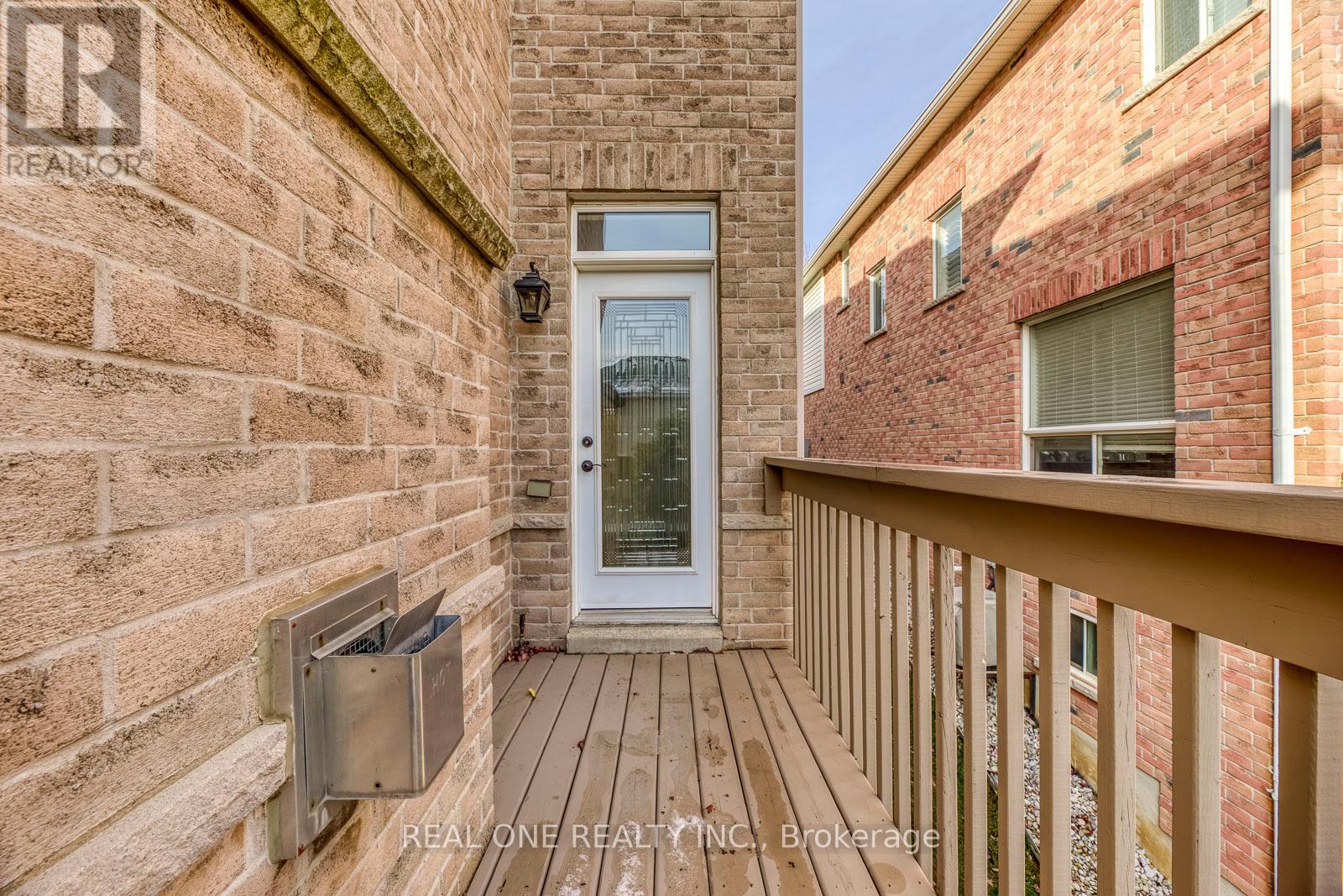 Photo 37 of 4162 Judson Common, Burlington ON