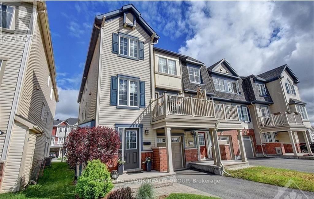 Photo 1 of 445 Meadowhawk Crescent, Ottawa ON