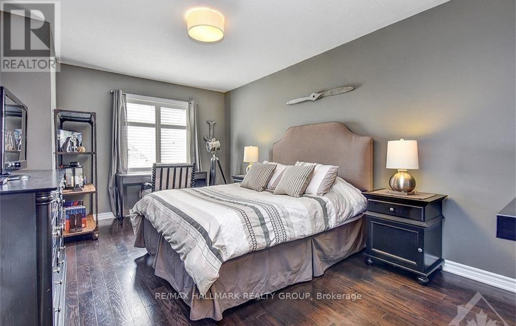 Photo 16 of 445 Meadowhawk Crescent, Ottawa ON