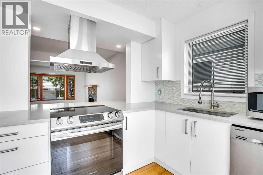 Single Family House for Sale in  Patina Park SW Patterson Calgary 
