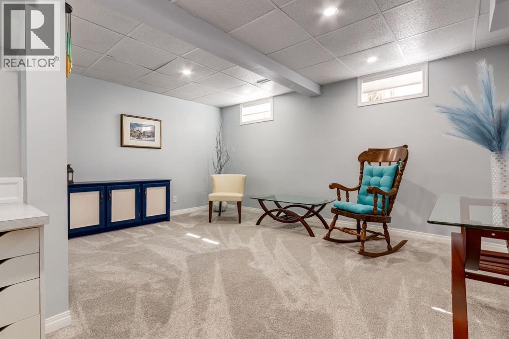 Single Family House 4 Level for Sale in  Doverview Drive SE Dover Calgary 