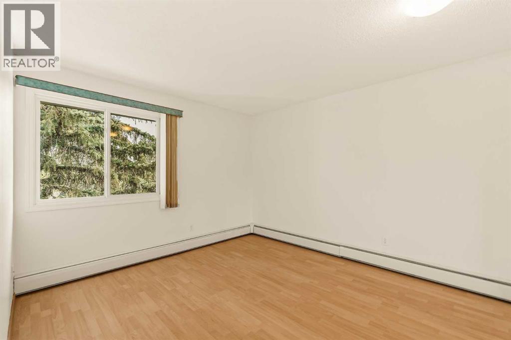 Photo 22 of 3302 80 Glamis Drive Sw, Calgary AB