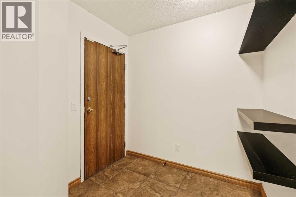 Photo 25 of 3302 80 Glamis Drive Sw, Calgary AB