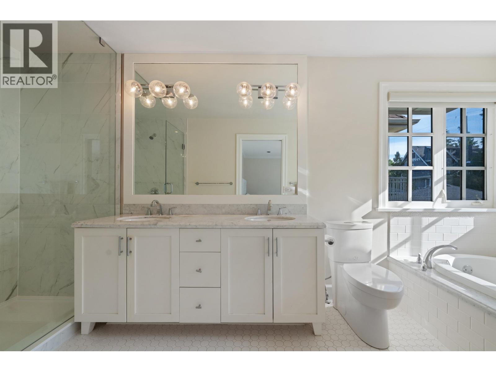Photo 20 of 1739 W 52nd Avenue, Vancouver BC