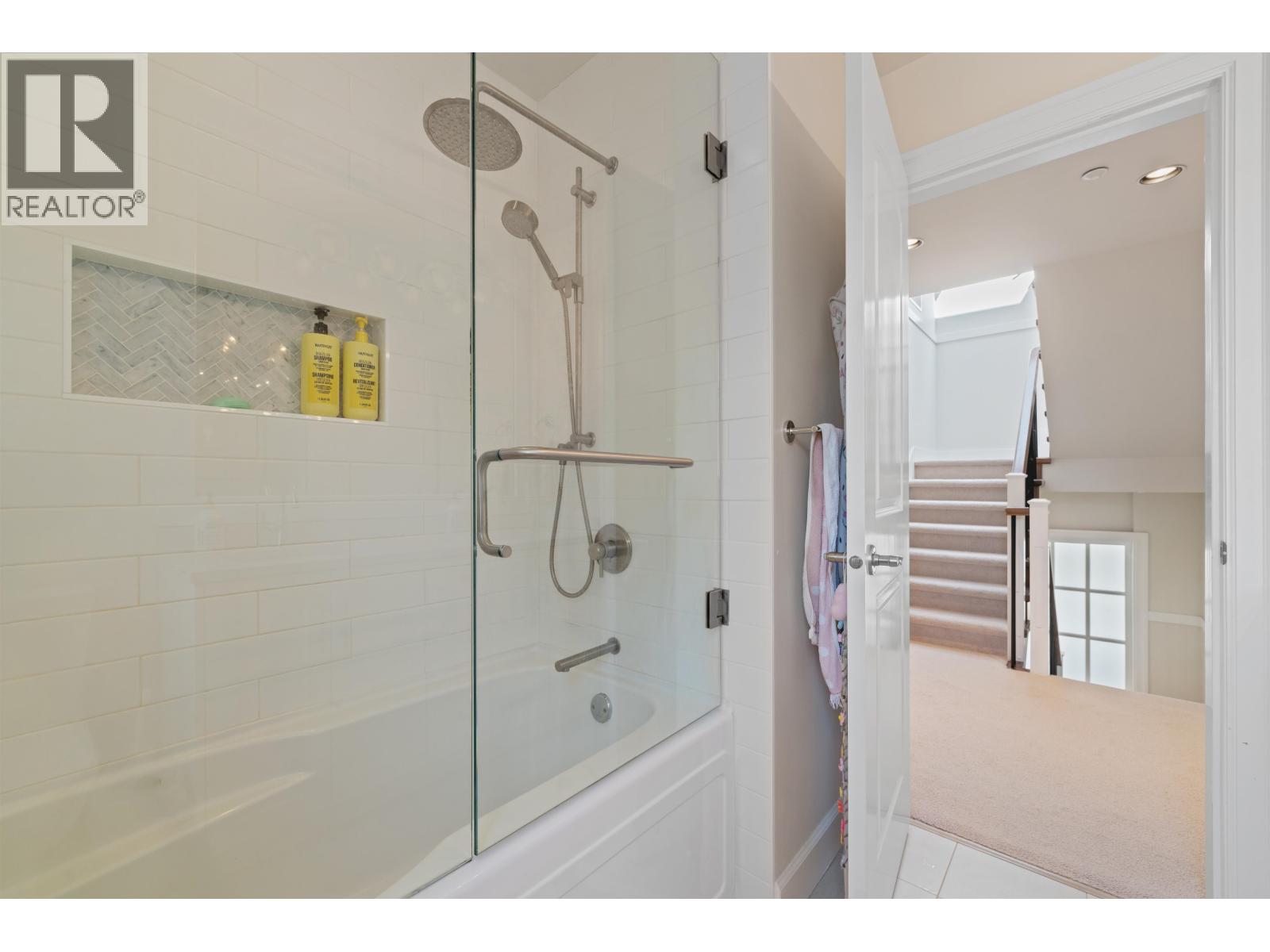 Photo 25 of 1739 W 52nd Avenue, Vancouver BC