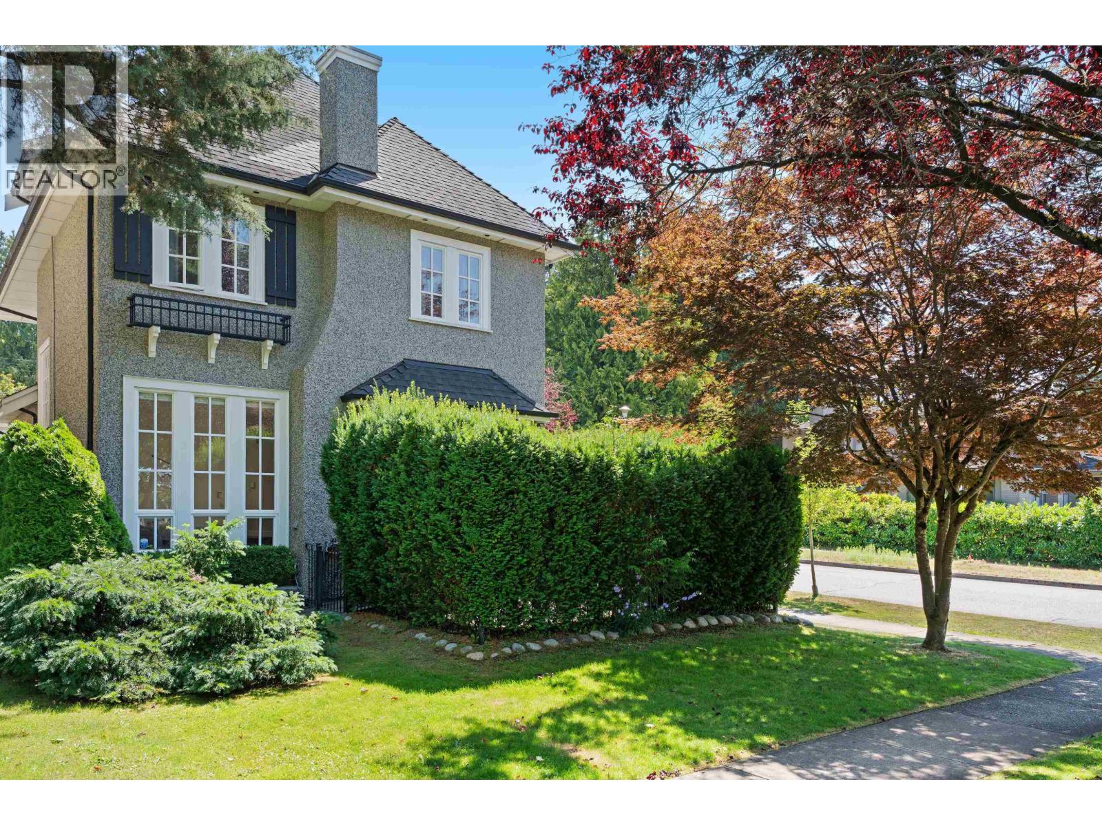 Photo 35 of 1739 W 52nd Avenue, Vancouver BC