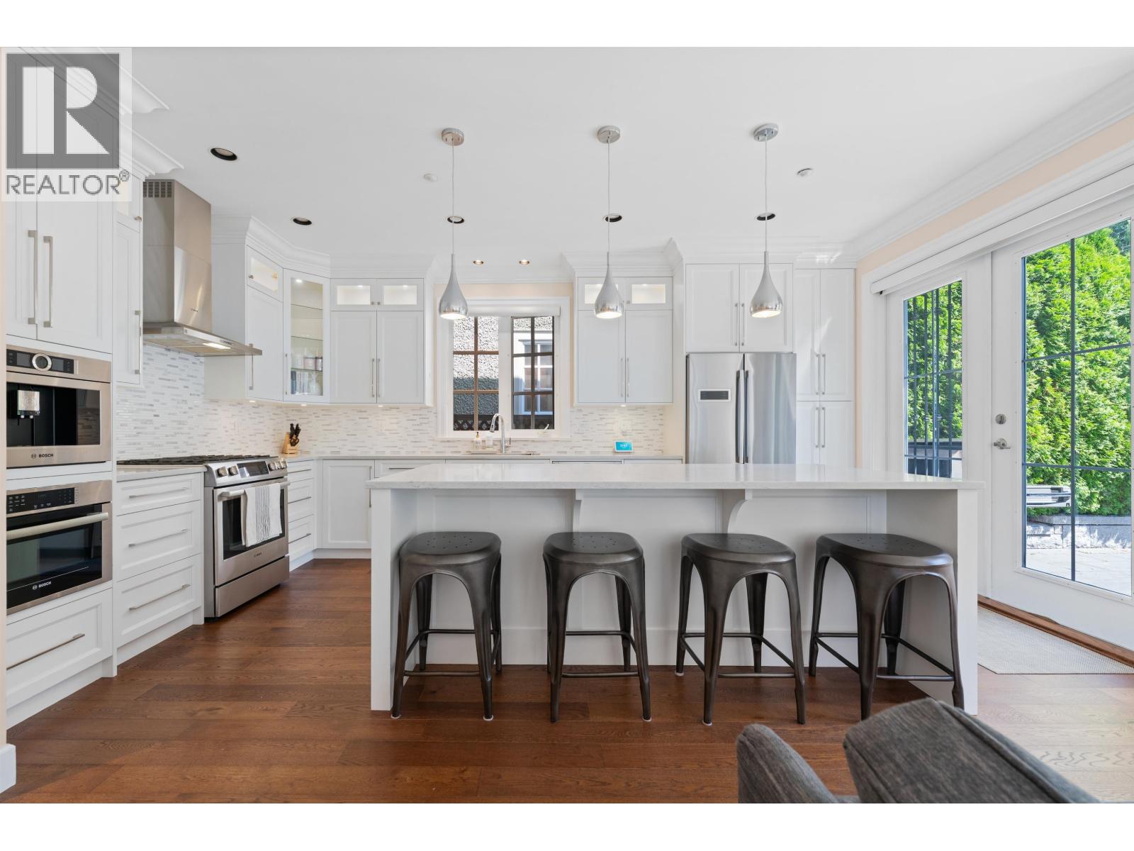Photo 6 of 1739 W 52nd Avenue, Vancouver BC