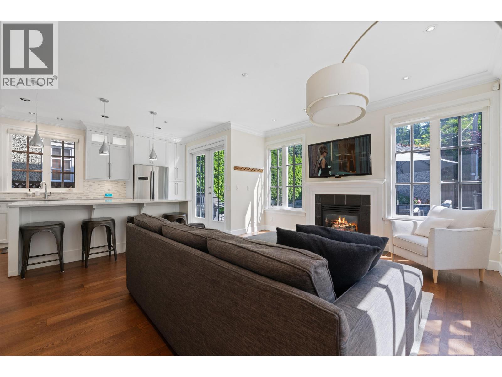 Photo 11 of 1739 W 52nd Avenue, Vancouver BC