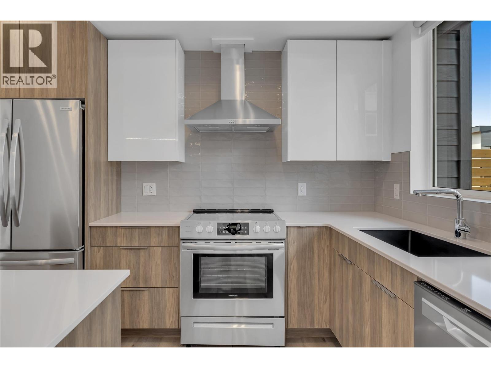 102C 3642 Mission Springs Drive, Kelowna