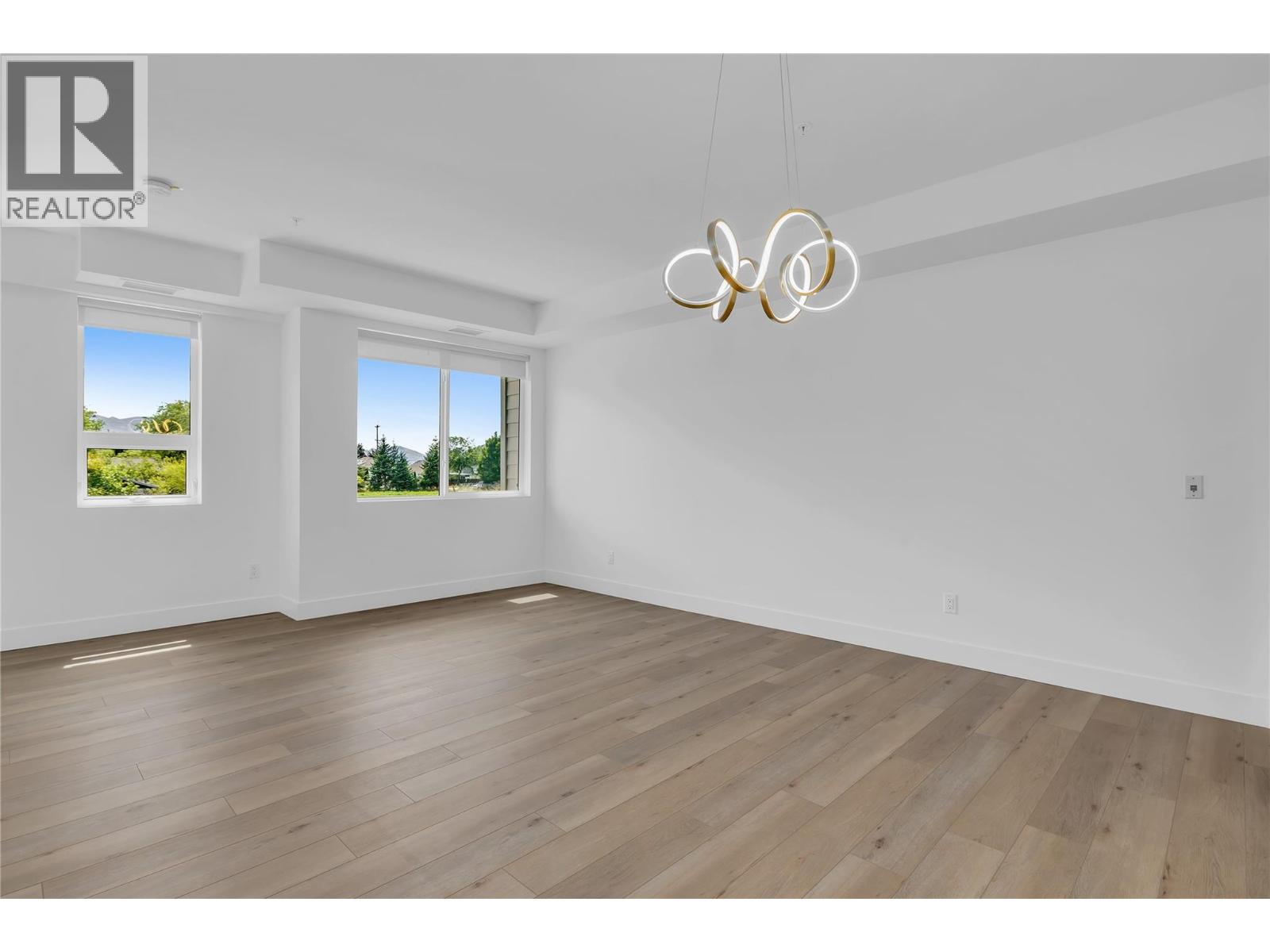 102C 3642 Mission Springs Drive, Kelowna