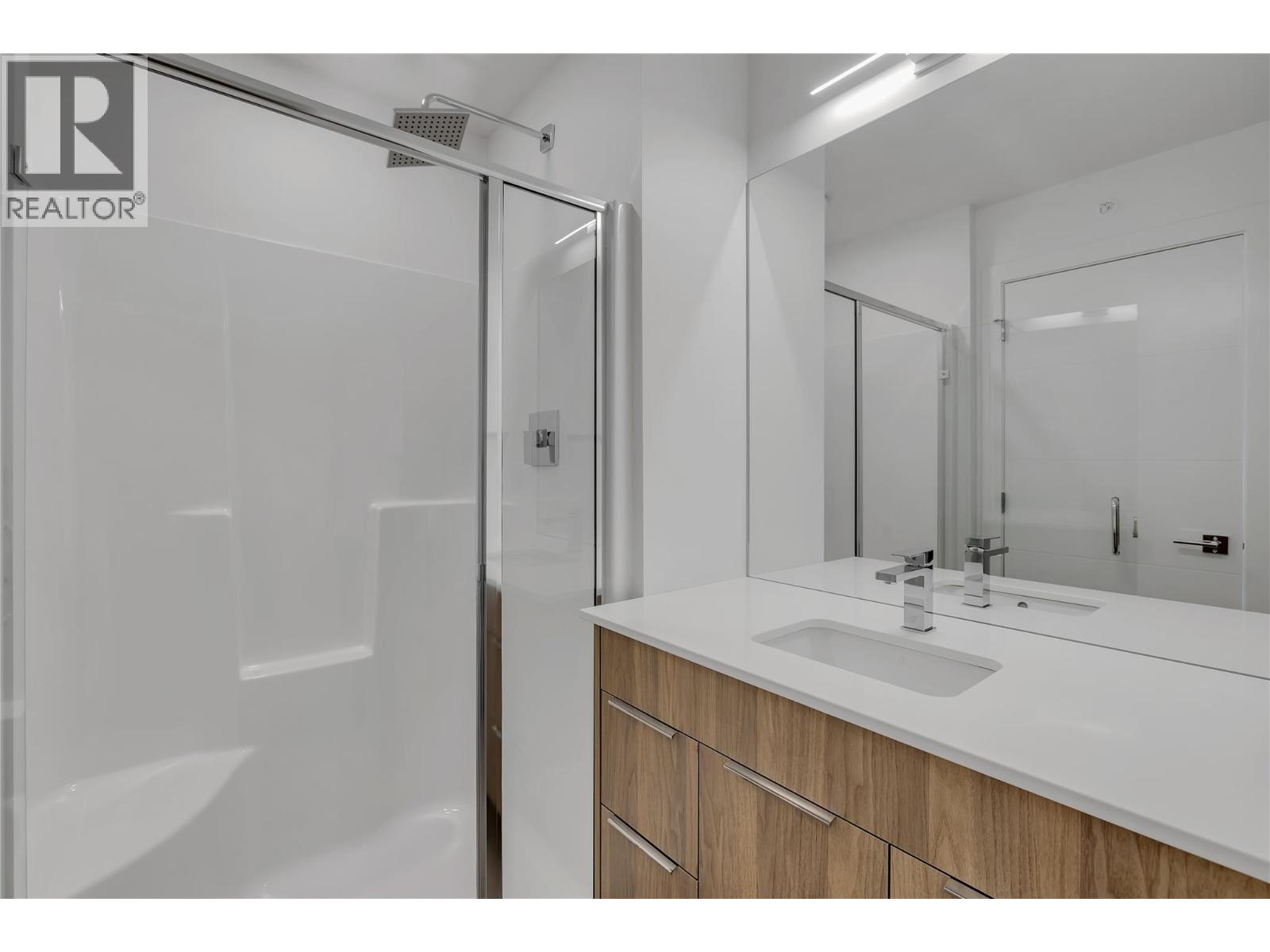 102C 3642 Mission Springs Drive, Kelowna