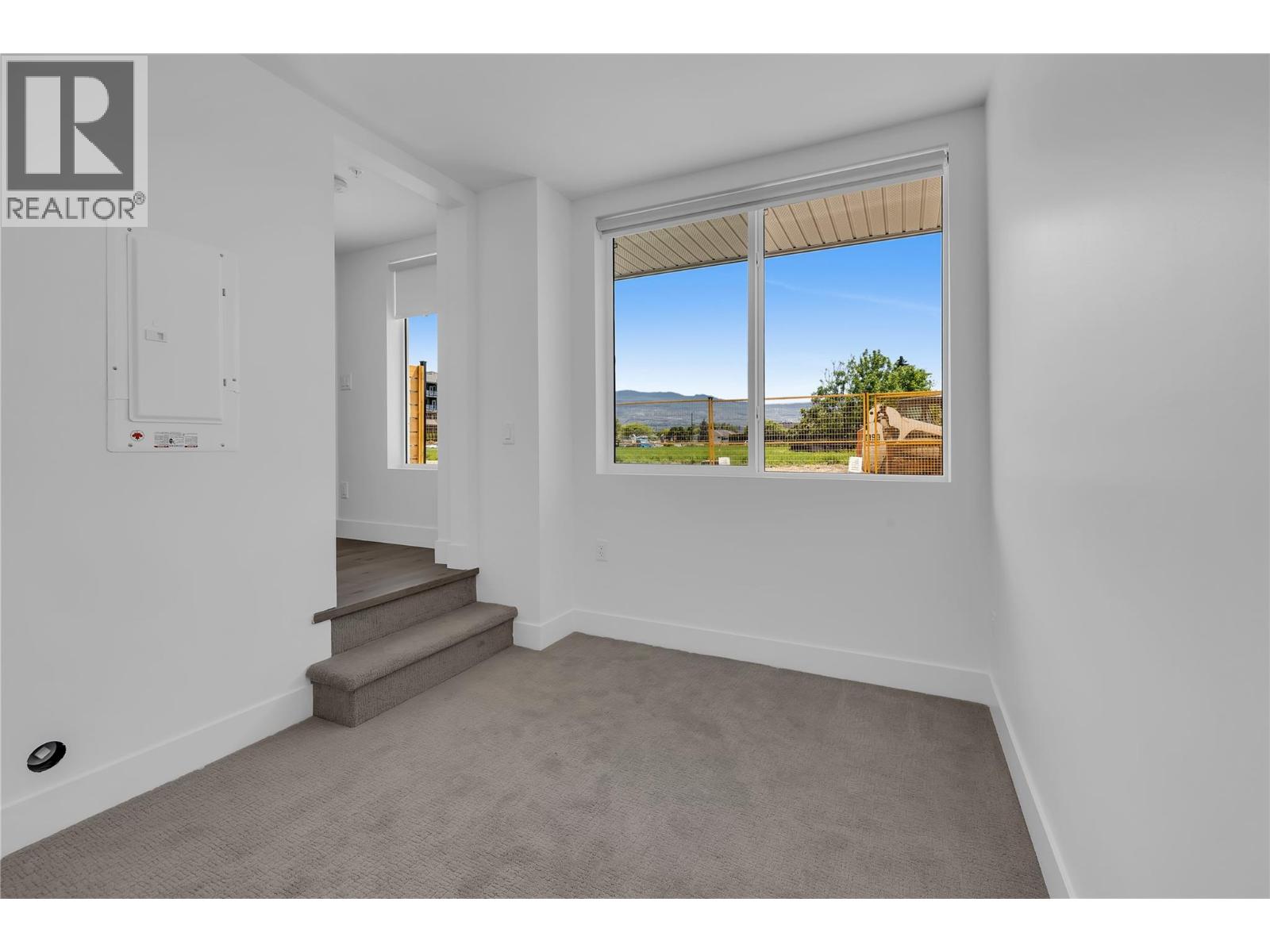 102C 3642 Mission Springs Drive, Kelowna