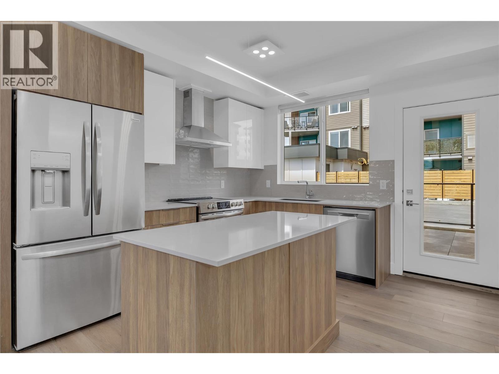 102C 3642 Mission Springs Drive, Kelowna