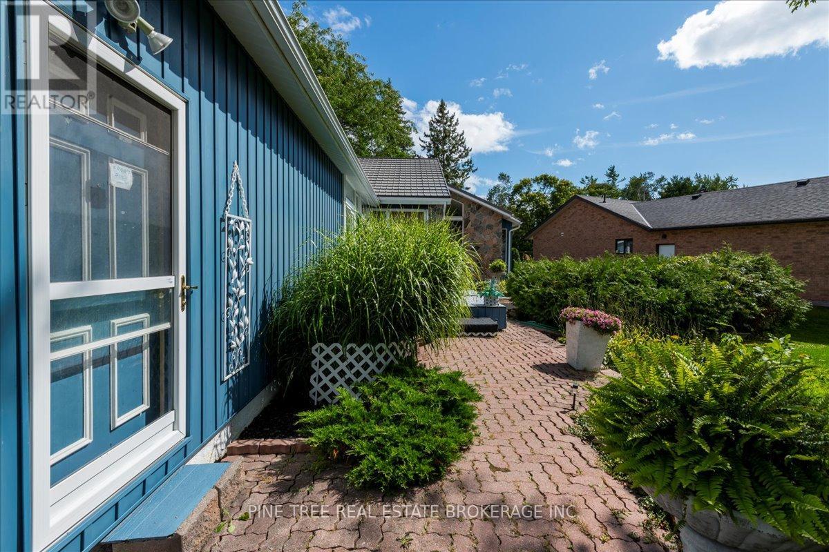 Photo 2 of 42 Old Indian Trail, Ramara ON