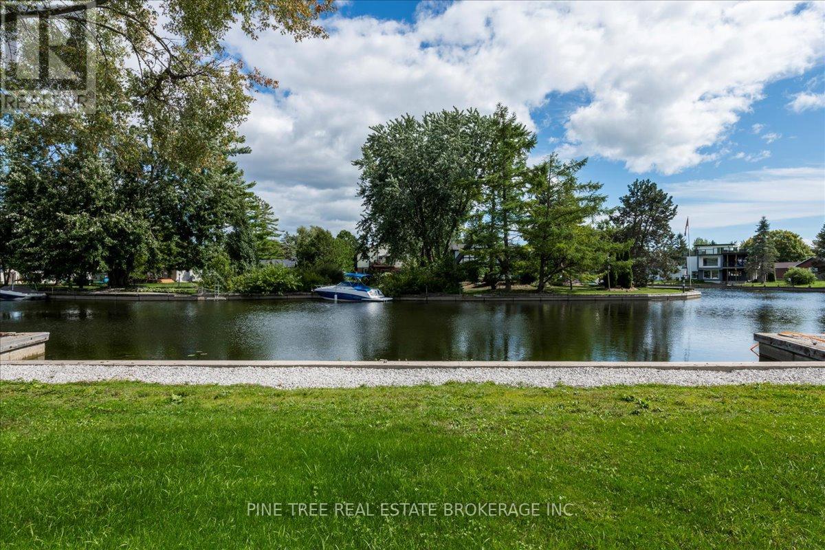 Photo 31 of 42 Old Indian Trail, Ramara ON