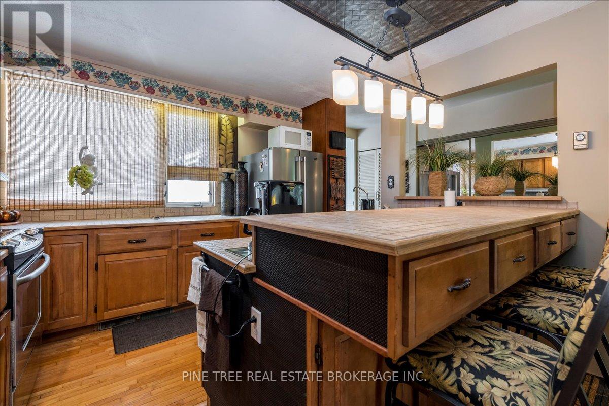 Photo 7 of 42 Old Indian Trail, Ramara ON