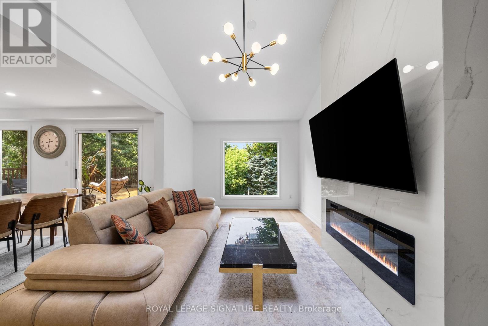Photo 18 of 134 Ridgebank Court, Caledon ON