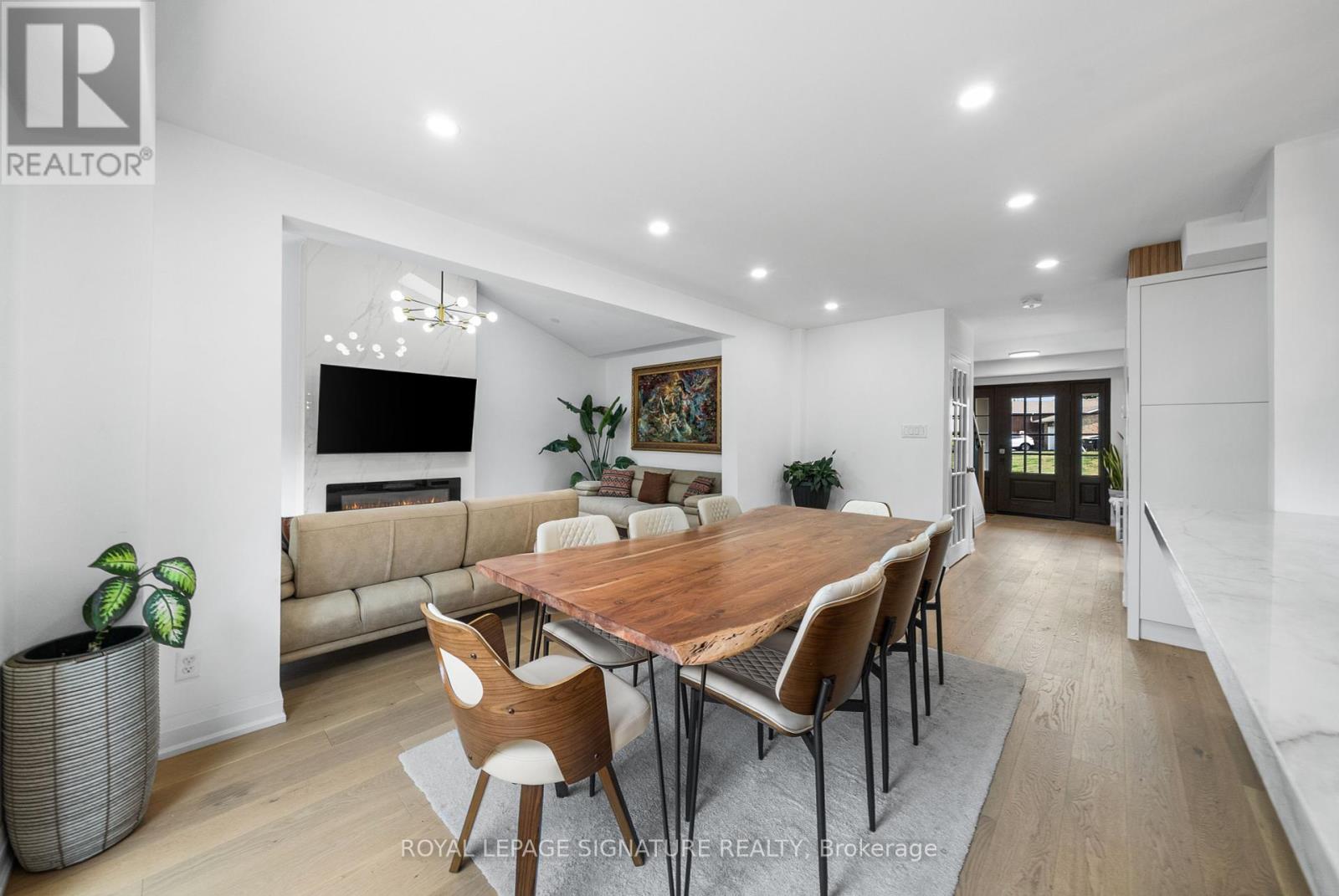 Photo 17 of 134 Ridgebank Court, Caledon ON