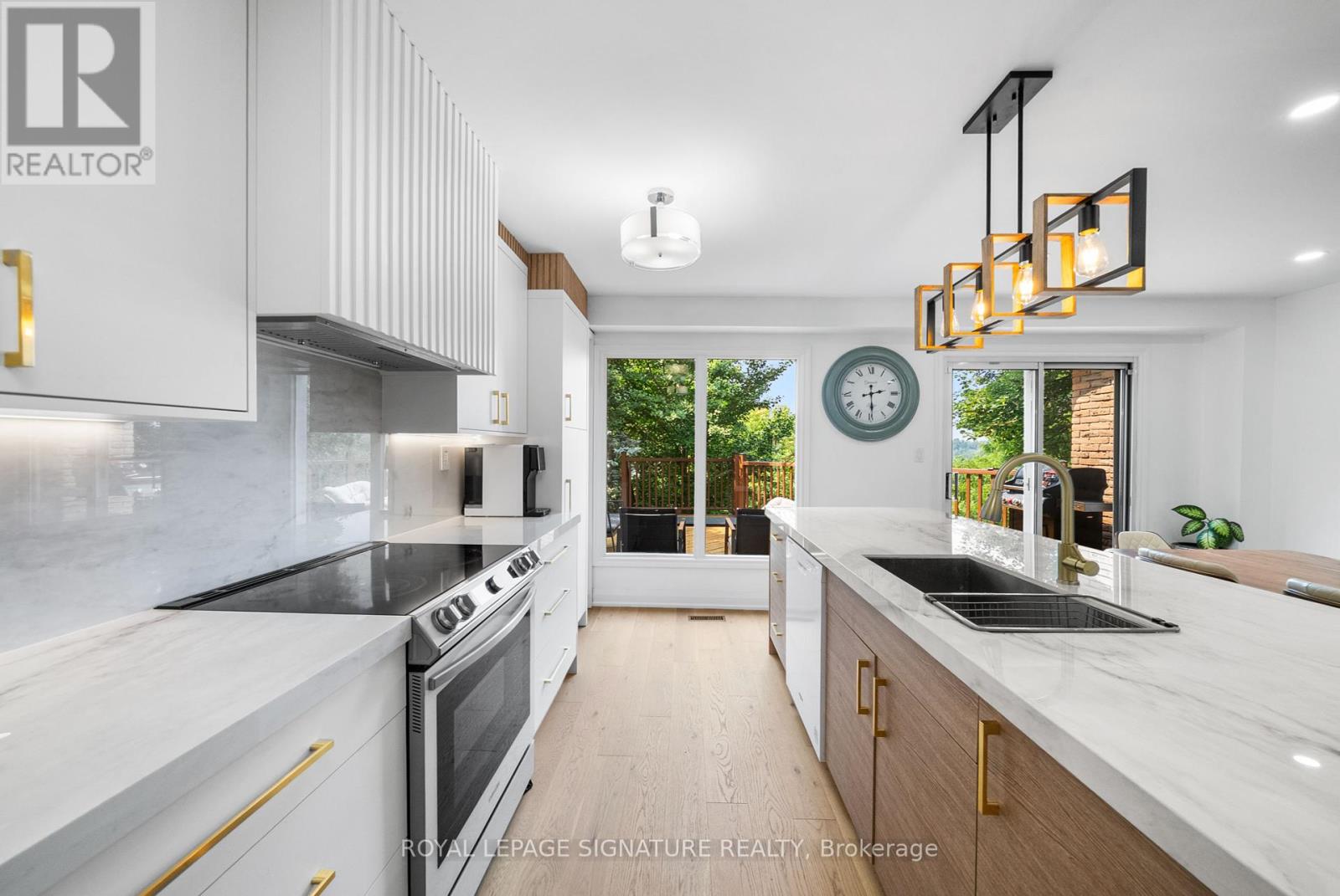 Photo 15 of 134 Ridgebank Court, Caledon ON