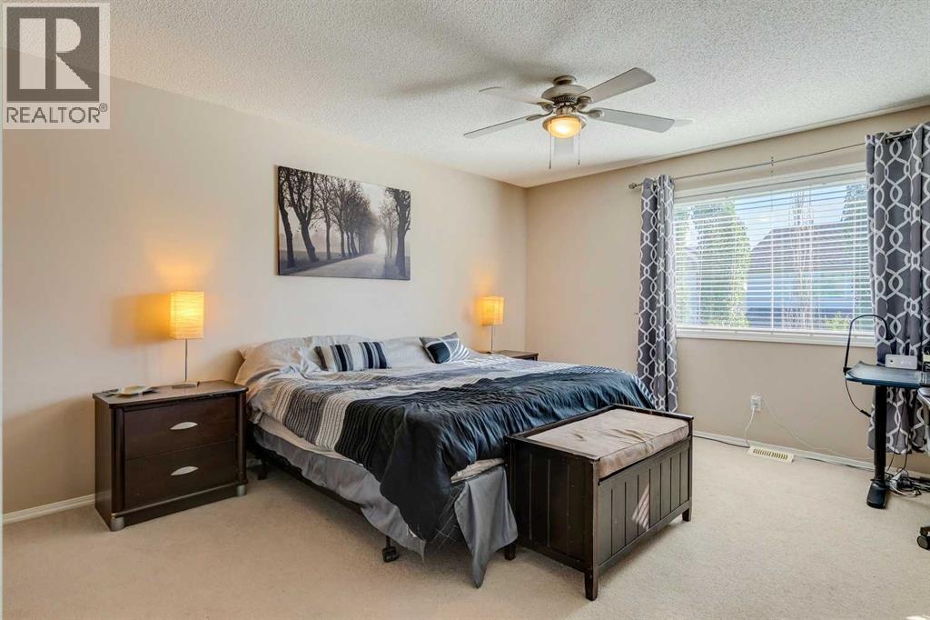Photo 24 of 20 Wentworth Close Sw, Calgary AB