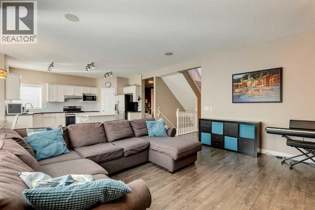 Photo 15 of 20 Wentworth Close Sw, Calgary AB