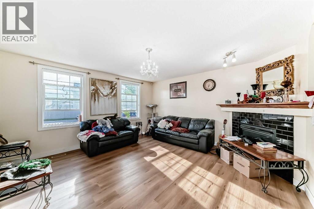 Photo 7 of 307 Saddlebrook Way Ne, Calgary AB