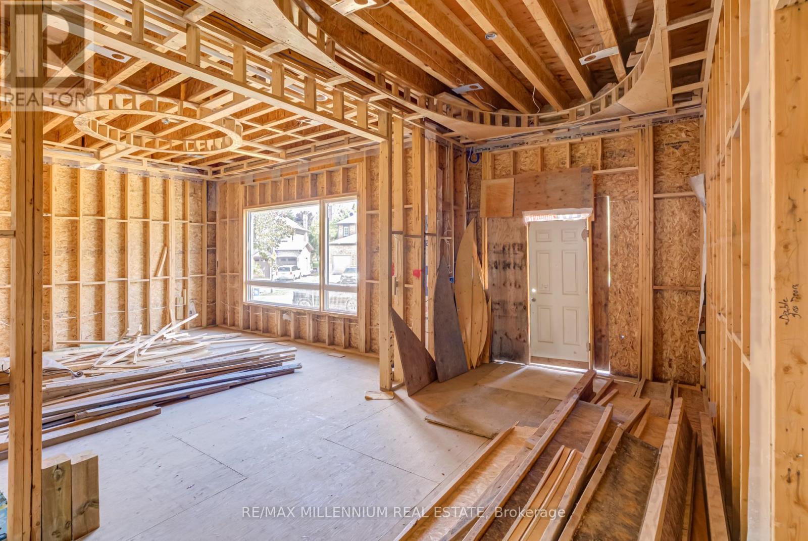 Photo 10 of 136 Boake Trail, Richmond Hill ON
