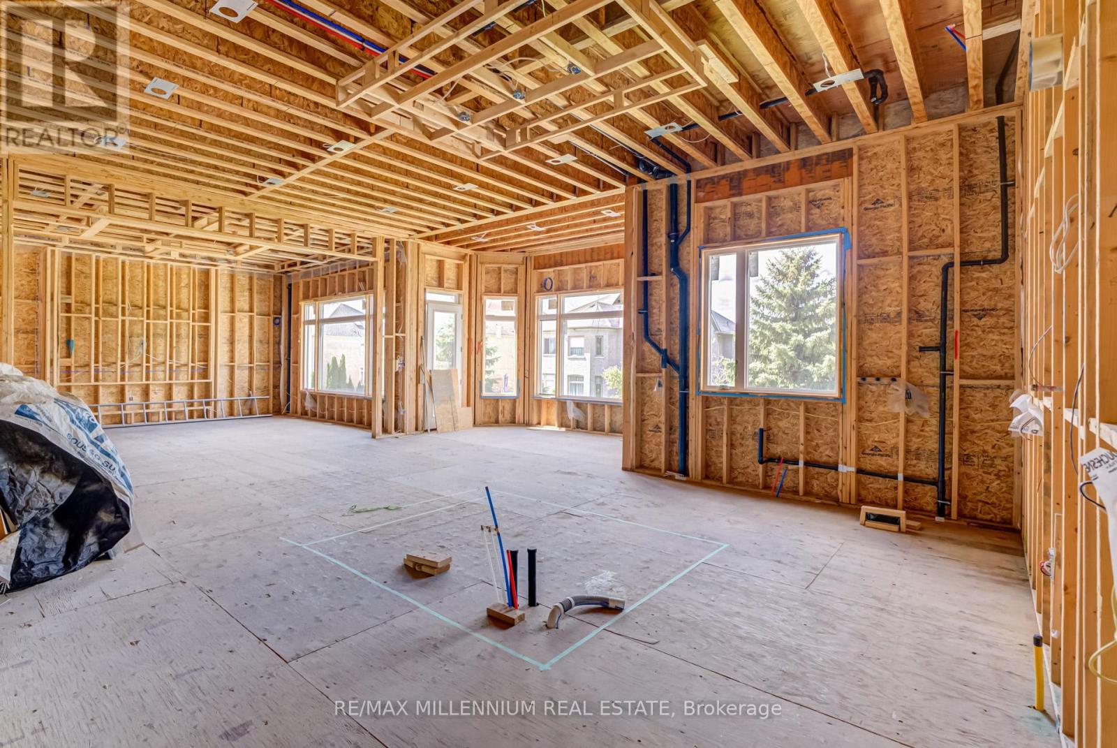 Photo 14 of 136 Boake Trail, Richmond Hill ON