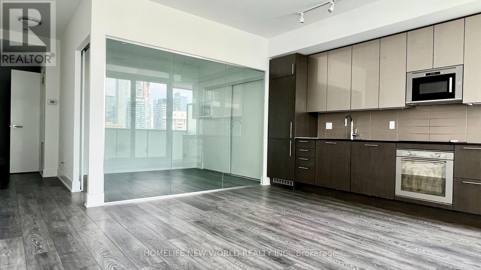 Photo 4 of 2307 403 Church Street, Toronto ON