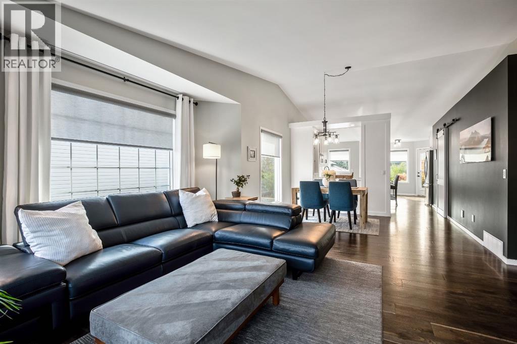 Photo 6 of 17 Bow Way, Cochrane AB