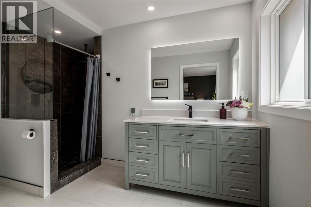Photo 18 of 17 Bow Way, Cochrane AB