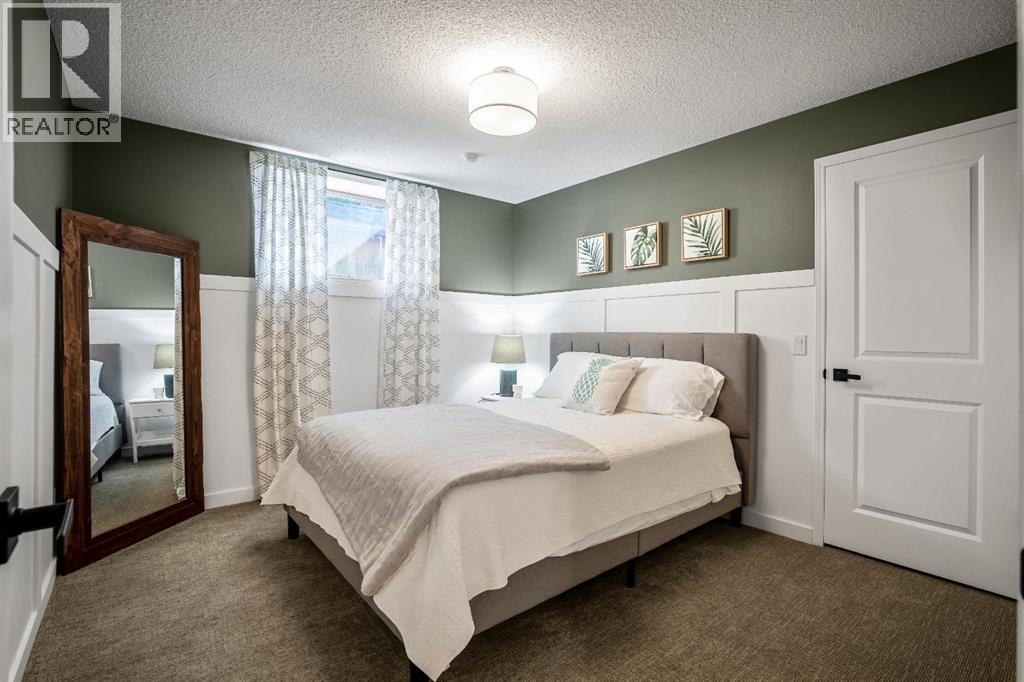 Photo 30 of 17 Bow Way, Cochrane AB