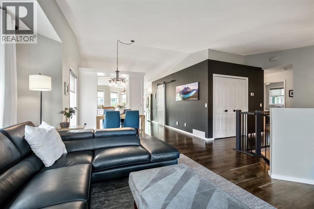 Photo 7 of 17 Bow Way, Cochrane AB