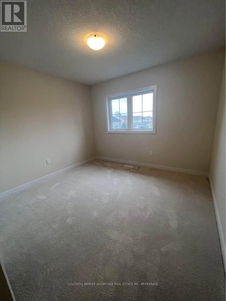 Photo 11 of 226 Forks Road, Welland ON