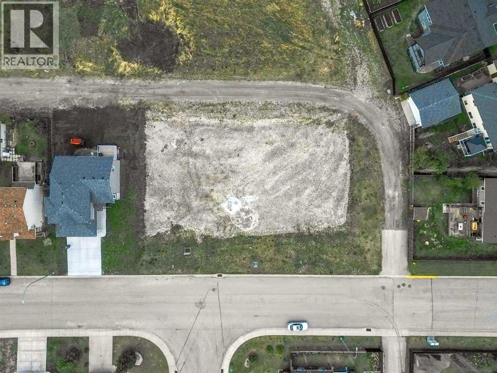 Photo 5 of 220 12 Avenue Ne, Sundre AB