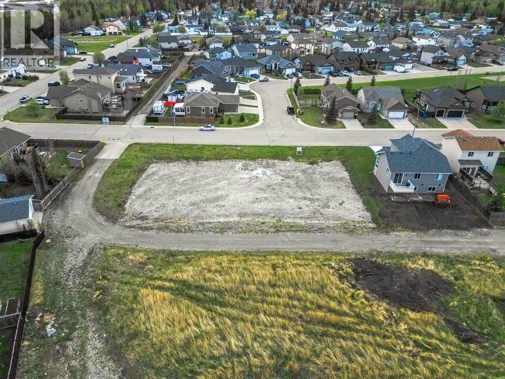 Photo 6 of 220 12 Avenue Ne, Sundre AB