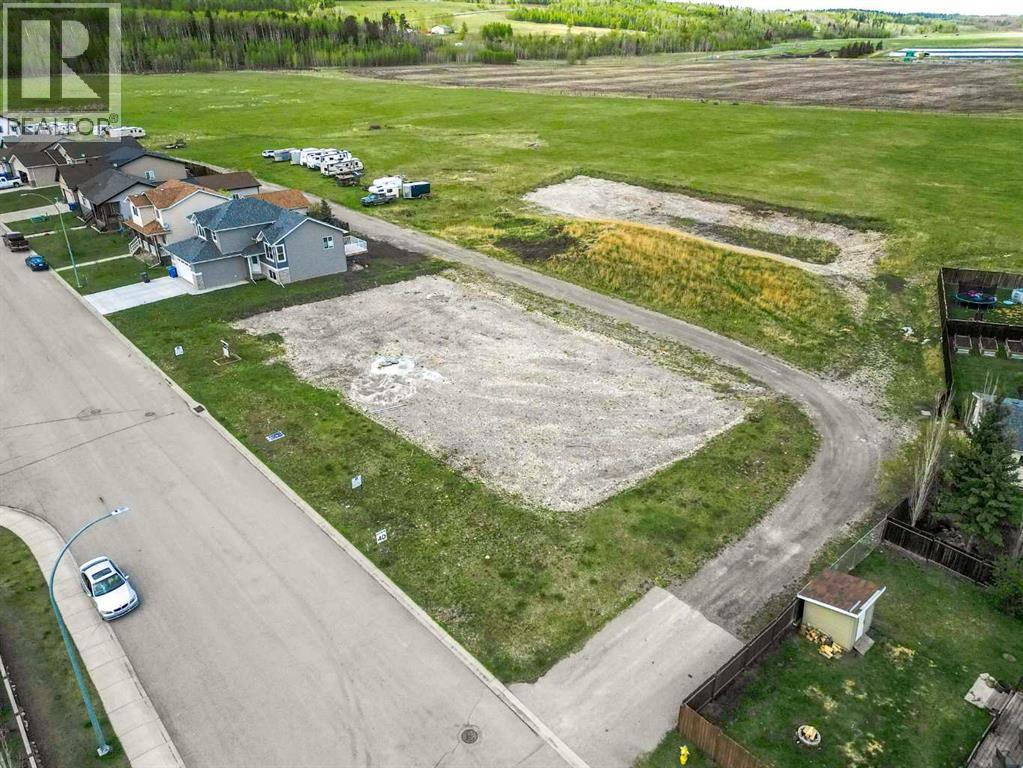 Photo 8 of 222 12 Avenue Ne, Sundre AB