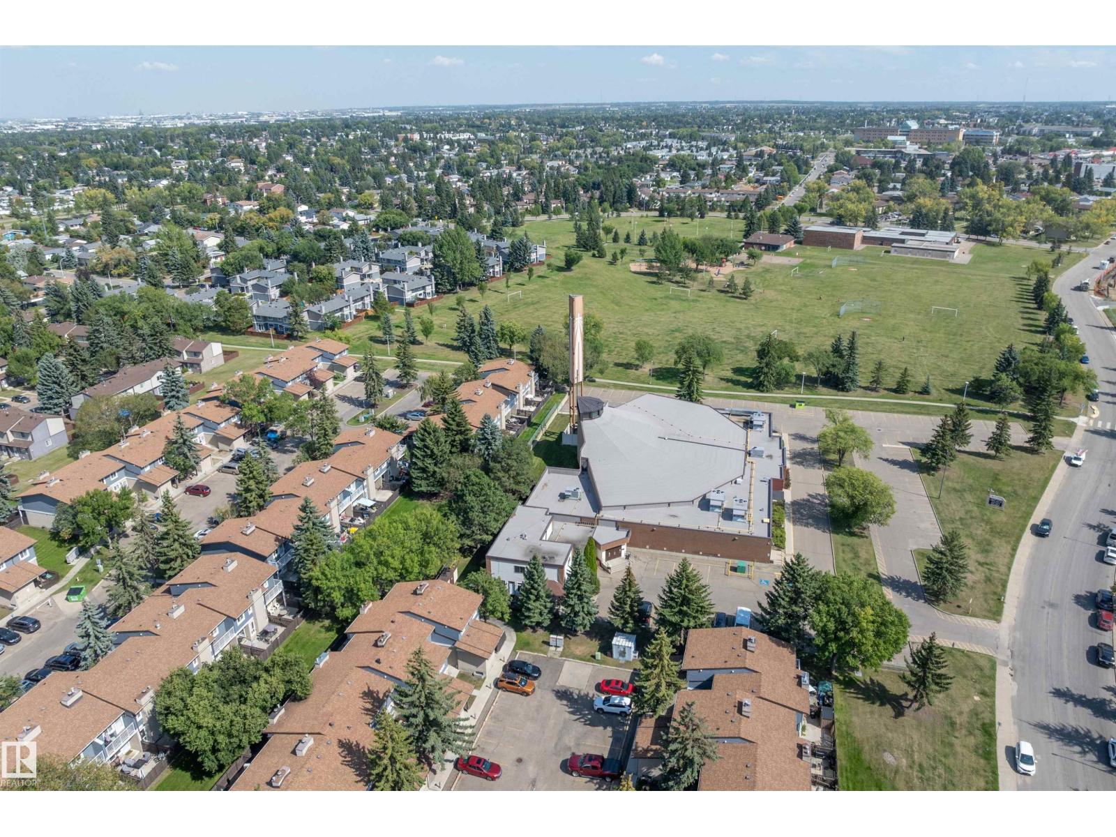 Photo 51 of 13 7604 29 Av Nw, Edmonton AB