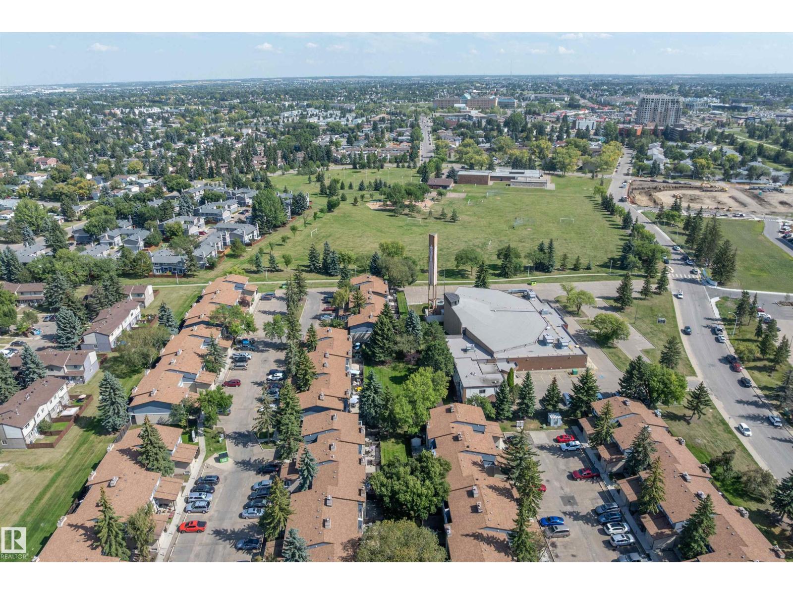Photo 52 of 13 7604 29 Av Nw, Edmonton AB