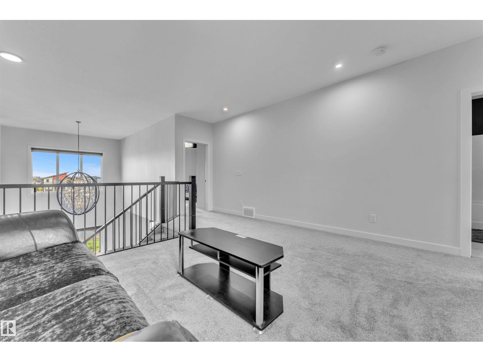 Photo 5 of 5491 Kootook Rd Sw, Edmonton AB