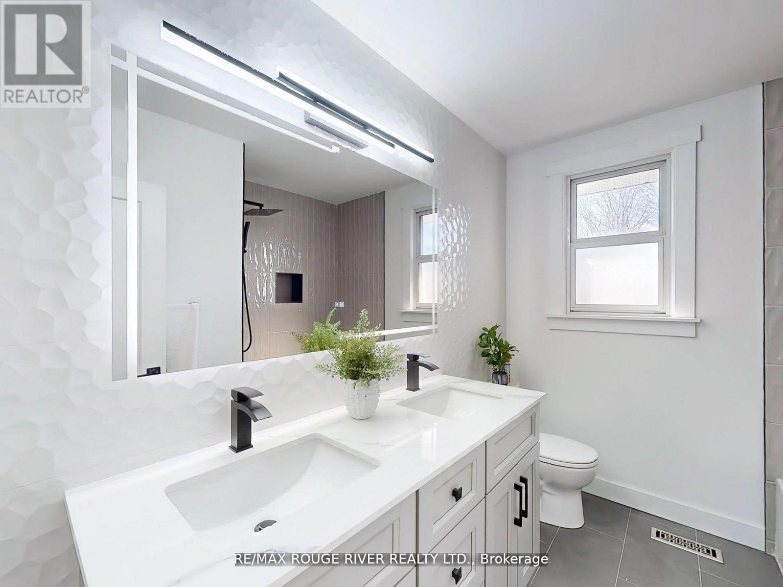 Photo 21 of 58 Flintridge Road, Toronto ON
