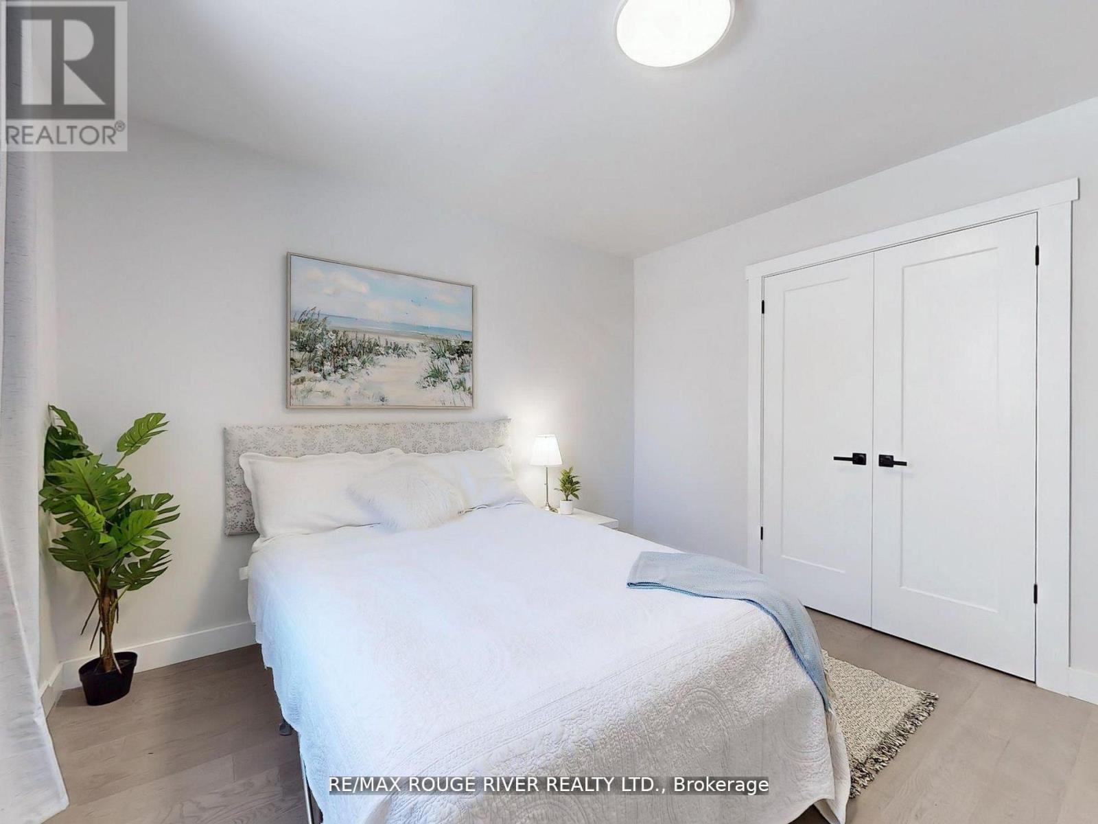 Photo 18 of 58 Flintridge Road, Toronto ON